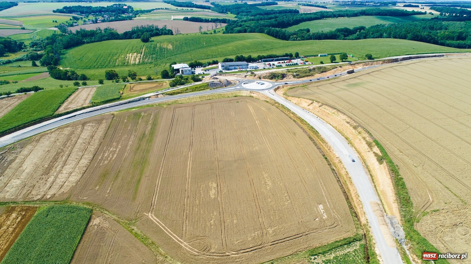 Zdjęcie w galerii na portalu naszraciborz.pl: Raport z budowy wschodniej obwodnicy Raciborza [LIPIEC] wiadomości z regionu