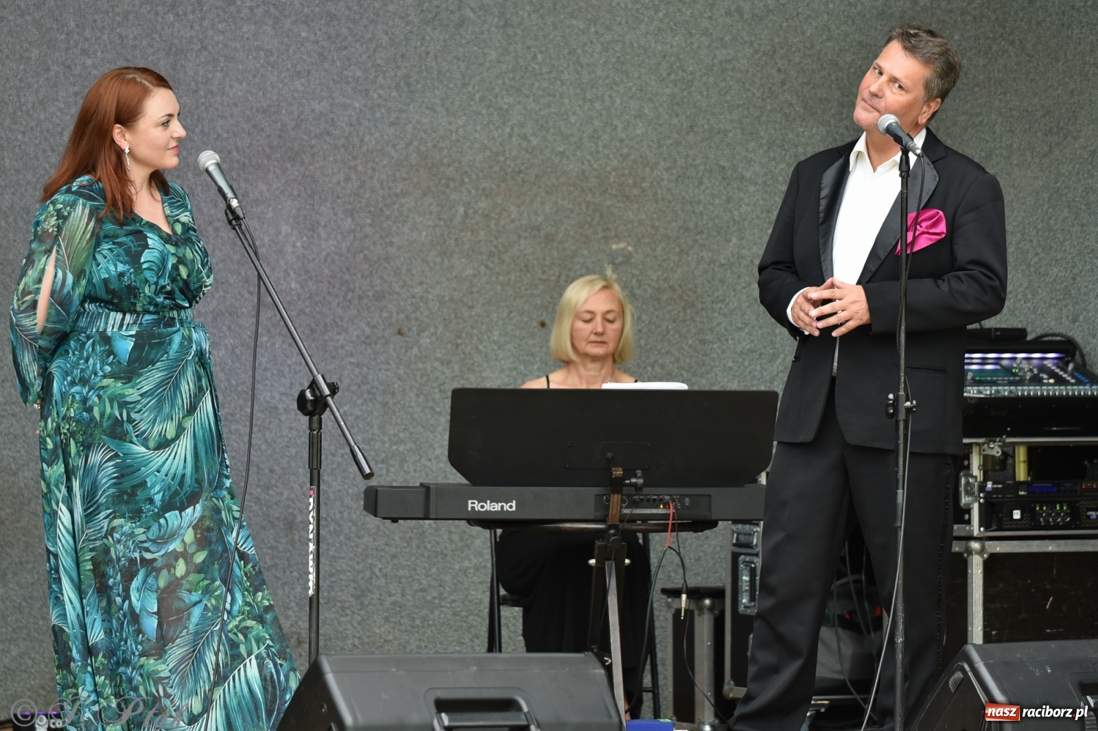 Zdjęcie w galerii na portalu naszraciborz.pl: Operowa kraina uśmiechu w parku m. Roth wiadomości z regionu