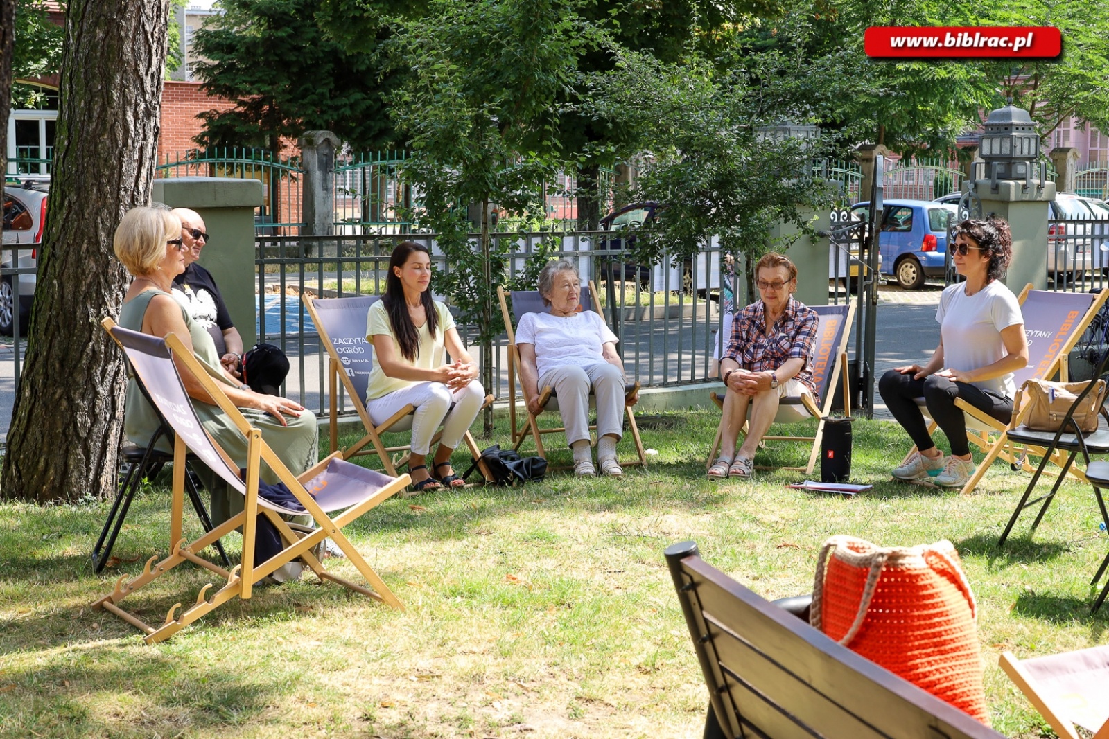 Zdjęcie w galerii na portalu naszraciborz.pl: Oddychaj nie wzdychaj. Warsztaty prawidłowego oddychania w bibliotece wiadomości z regionu