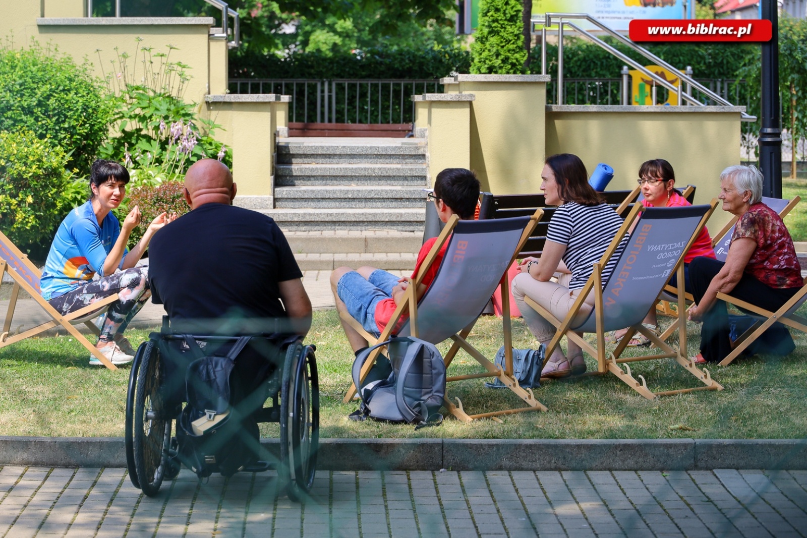 Zdjęcie w galerii na portalu naszraciborz.pl: Oddychaj nie wzdychaj. Warsztaty prawidłowego oddychania w bibliotece wiadomości z regionu