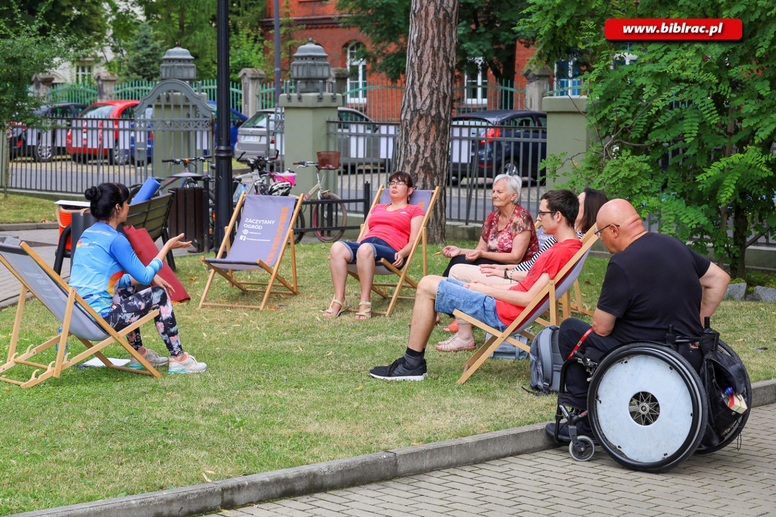 Zdjęcie w galerii na portalu naszraciborz.pl: Oddychaj nie wzdychaj. Warsztaty prawidłowego oddychania w bibliotece wiadomości z regionu