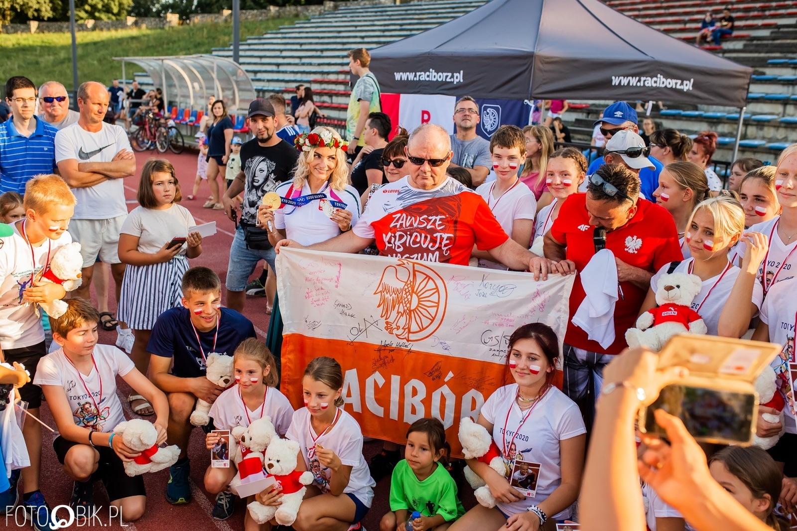 Zdjęcie w galerii na portalu naszraciborz.pl: To wy daliście Justynie radość i wzruszenie [FOTO i WIDEO] wiadomości z regionu