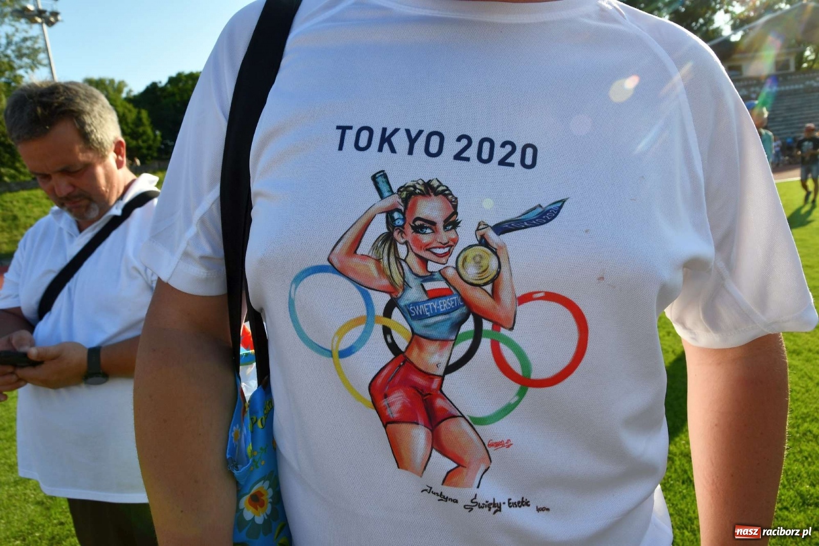 Zdjęcie w galerii na portalu naszraciborz.pl: Wielka feta na Zamkowej. Justyna Święty-Ersetic w rodzinnym Raciborzu [FOTO i WIDEO] wiadomości z regionu