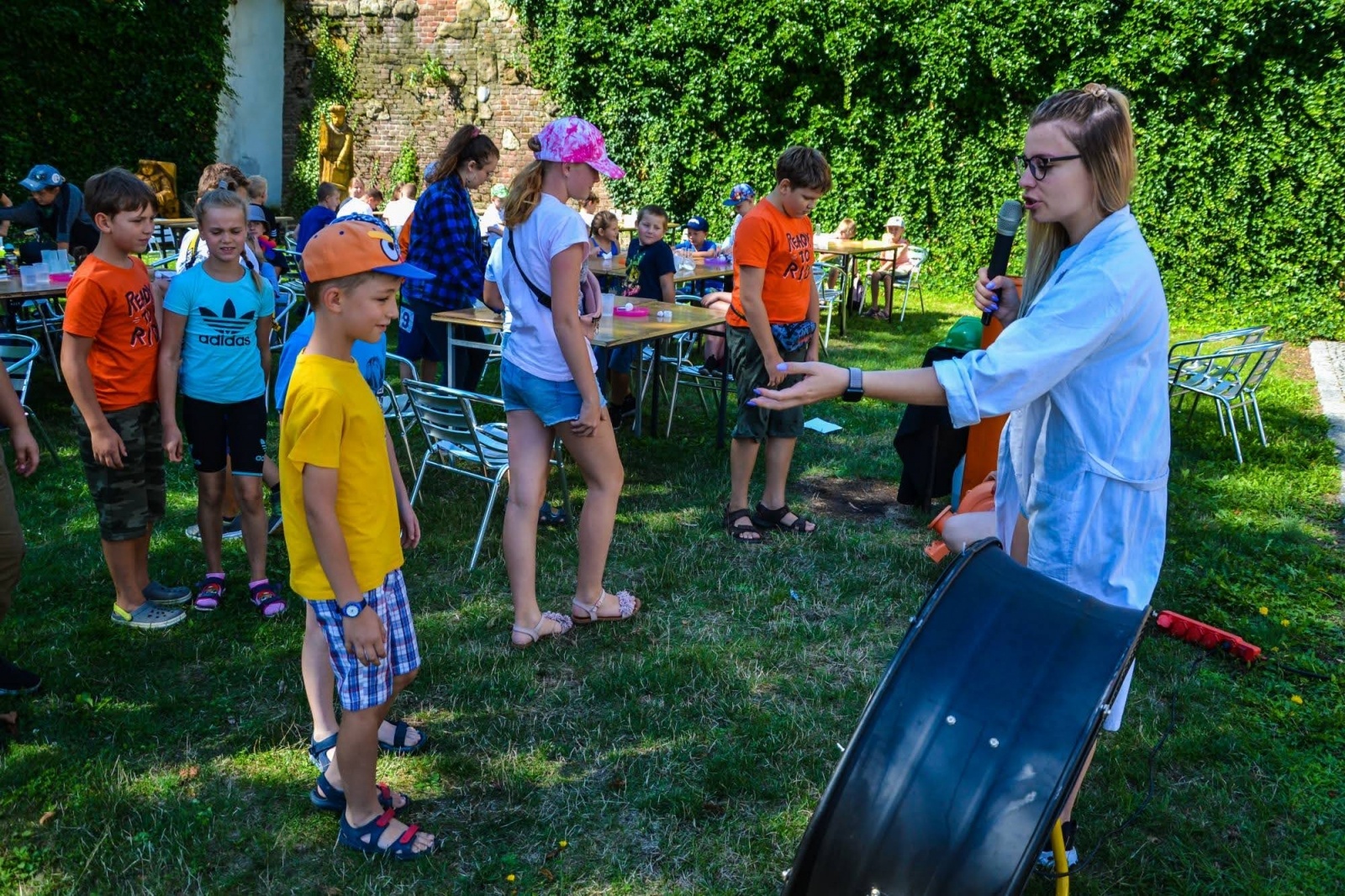 Zdjęcie w galerii na portalu naszraciborz.pl: Warsztaty rakietowo-wystrzałowe, czyli akcja „WAKACJE w POWIECIE” na Zamku Piastowskim wiadomości z regionu