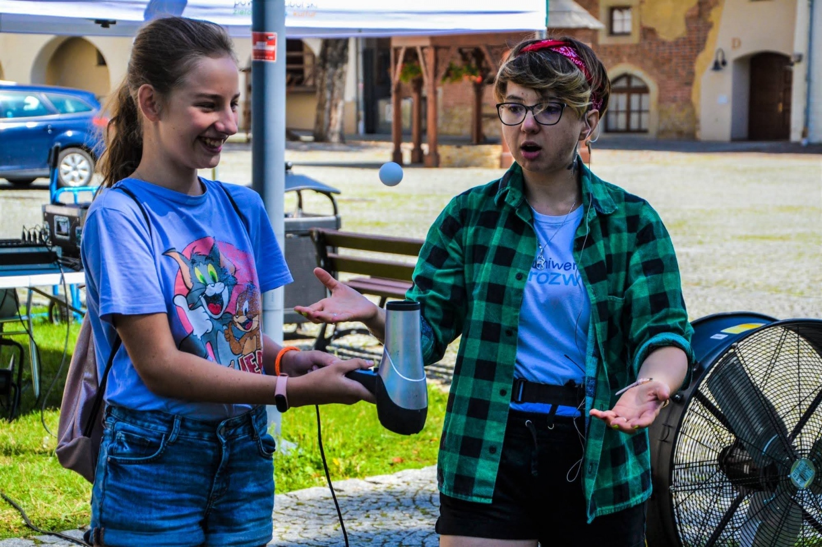 Zdjęcie w galerii na portalu naszraciborz.pl: Warsztaty rakietowo-wystrzałowe, czyli akcja „WAKACJE w POWIECIE” na Zamku Piastowskim wiadomości z regionu