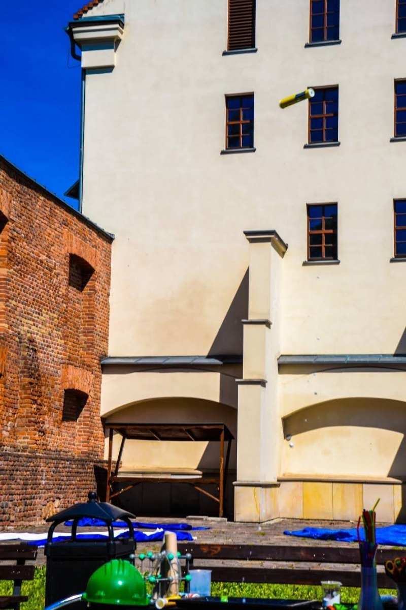 Zdjęcie w galerii na portalu naszraciborz.pl: Warsztaty rakietowo-wystrzałowe, czyli akcja „WAKACJE w POWIECIE” na Zamku Piastowskim wiadomości z regionu