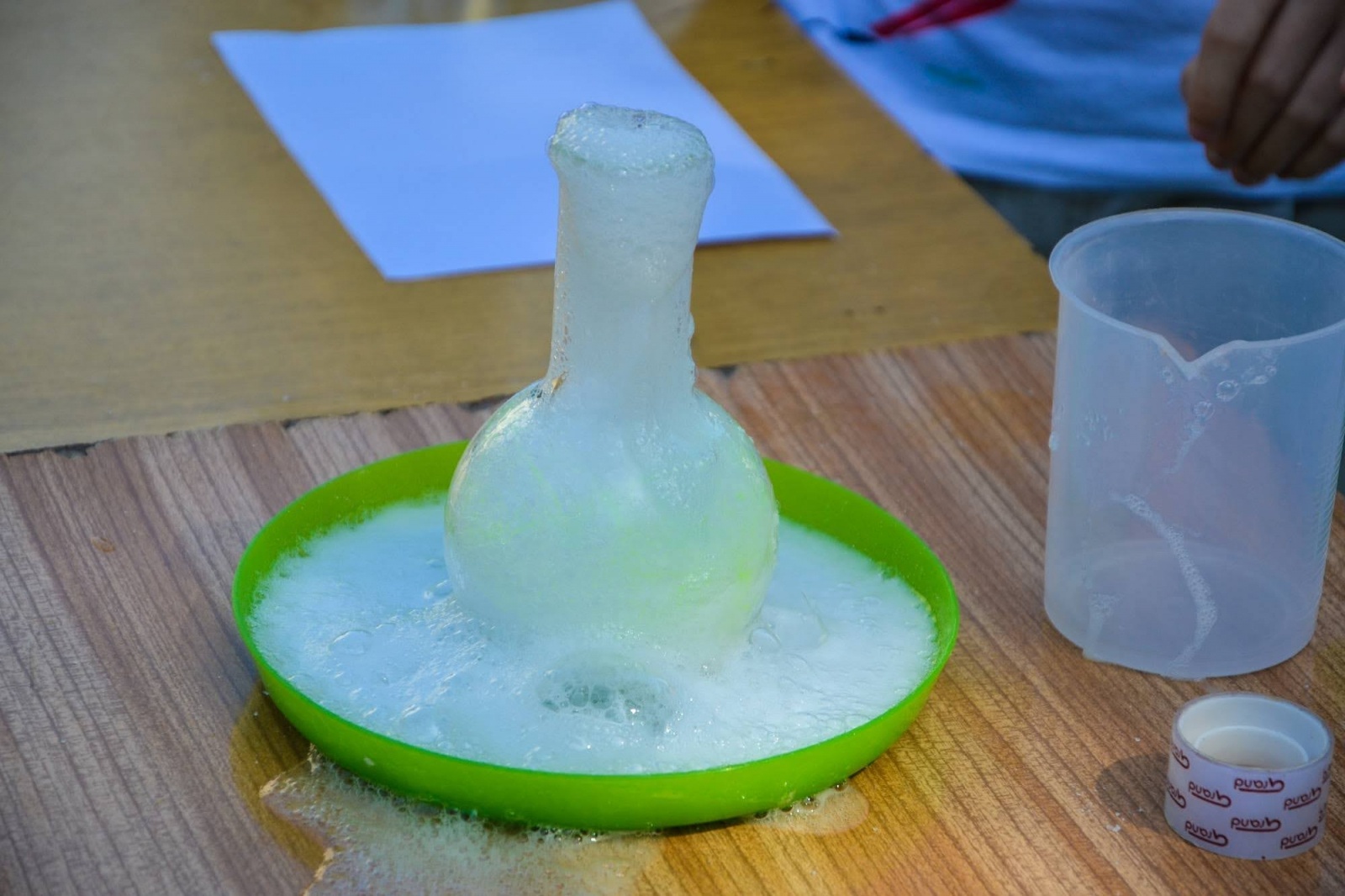 Zdjęcie w galerii na portalu naszraciborz.pl: Warsztaty rakietowo-wystrzałowe, czyli akcja „WAKACJE w POWIECIE” na Zamku Piastowskim wiadomości z regionu