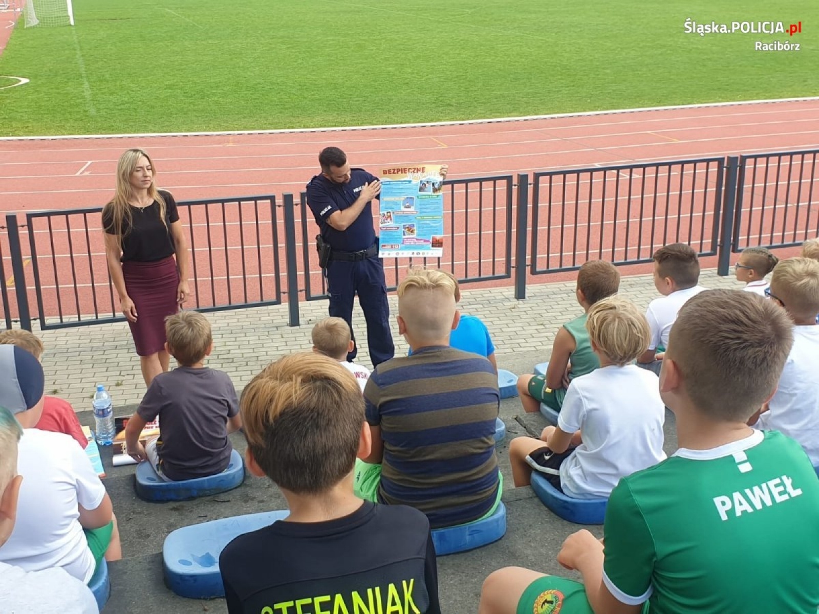 Zdjęcie w galerii na portalu naszraciborz.pl: Bezpieczne wakacje, to szczęśliwe wakacje. Pogadanka Policji i Sanepidu wiadomości z regionu