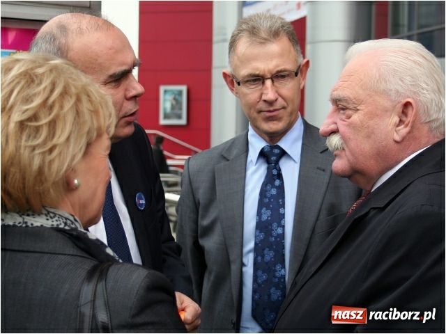 Zdjęcie w galerii na portalu naszraciborz.pl: Pierwsze odsłony kandydatów wiadomości z regionu