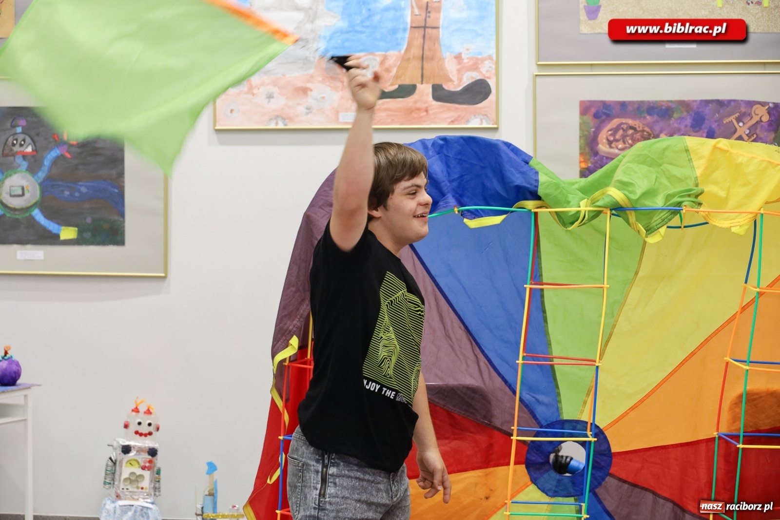 Zdjęcie w galerii na portalu naszraciborz.pl: Alpakoterapia na zakończenie Lata z biblioteką dla osób z niepełnosprawnościami wiadomości z regionu