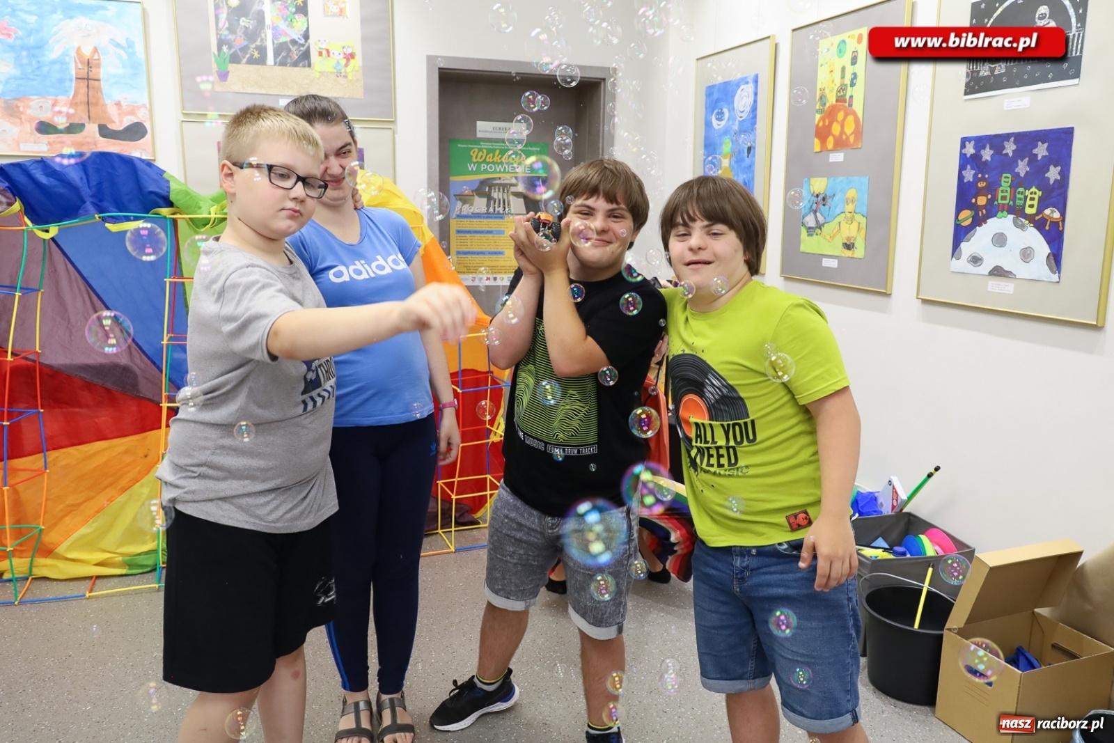 Zdjęcie w galerii na portalu naszraciborz.pl: Alpakoterapia na zakończenie Lata z biblioteką dla osób z niepełnosprawnościami wiadomości z regionu