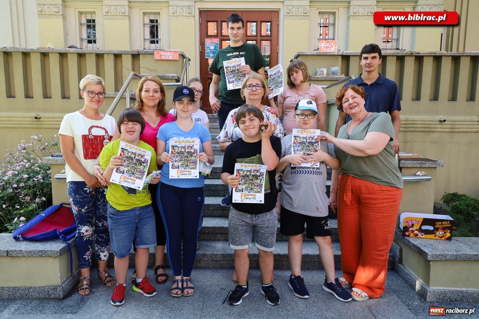 Zdjęcie w galerii na portalu naszraciborz.pl: Alpakoterapia na zakończenie Lata z biblioteką dla osób z niepełnosprawnościami wiadomości z regionu