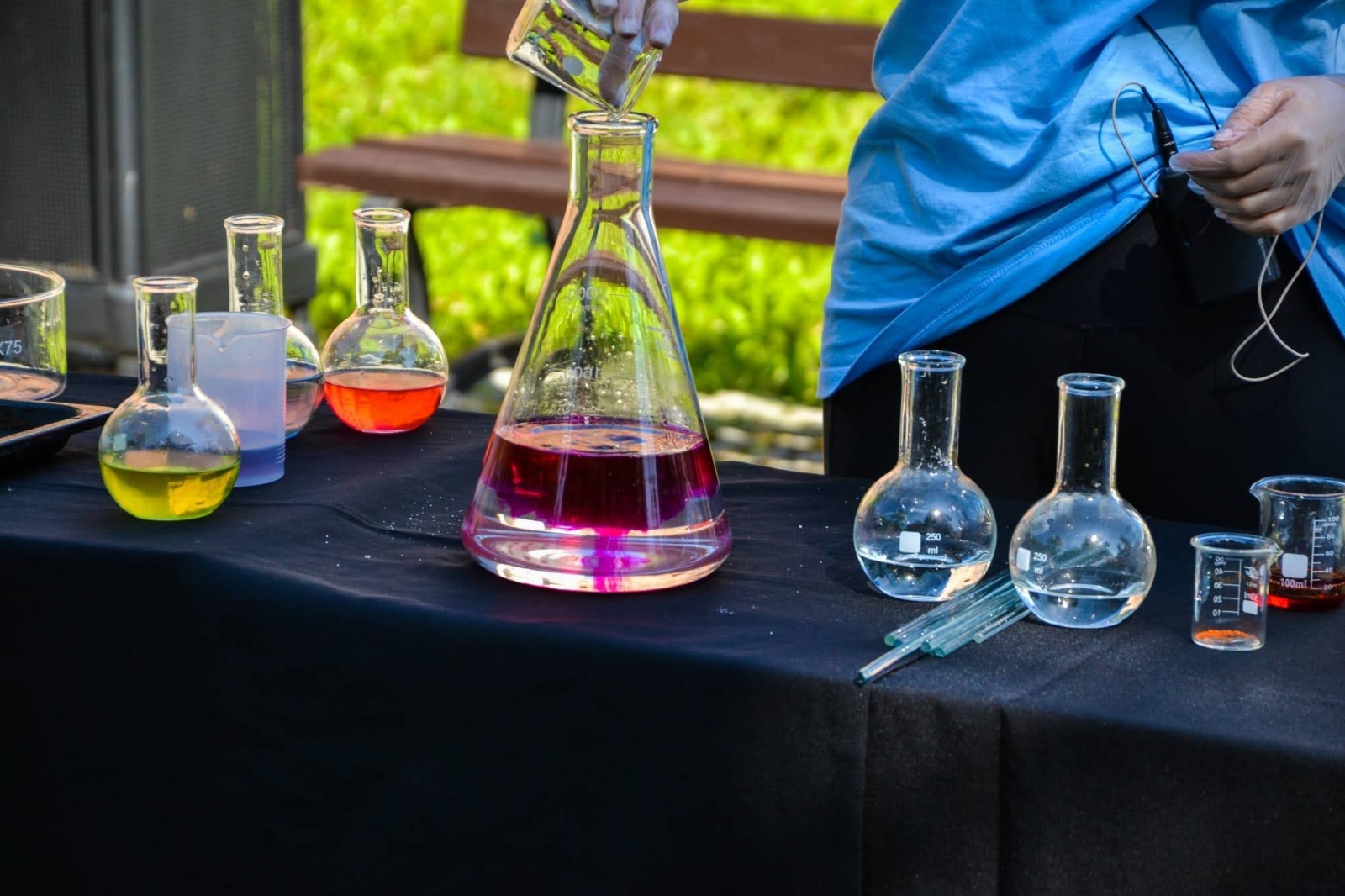 Zdjęcie w galerii na portalu naszraciborz.pl: Lodowe eksperymenty w dawnej siedzibie Piastów [FOTO] wiadomości z regionu