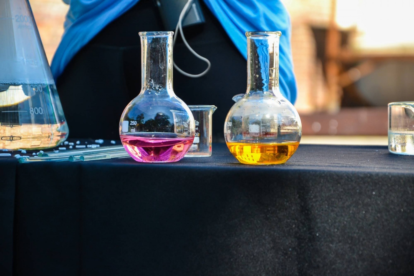 Zdjęcie w galerii na portalu naszraciborz.pl: Lodowe eksperymenty w dawnej siedzibie Piastów [FOTO] wiadomości z regionu