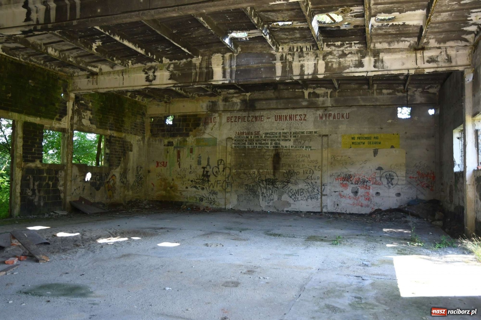 Zdjęcie w galerii na portalu naszraciborz.pl: Tajemnice zimnej wojny. Baza rakietowa w Kuźni Raciborskiej [FOTO i WIDEO] wiadomości z regionu