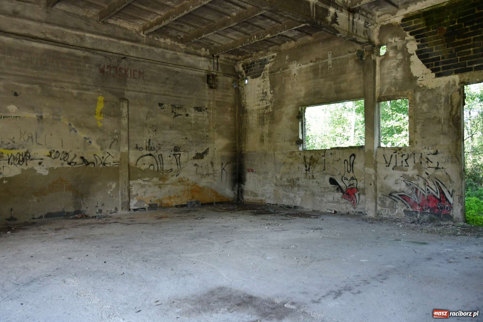 Zdjęcie w galerii na portalu naszraciborz.pl: Tajemnice zimnej wojny. Baza rakietowa w Kuźni Raciborskiej [FOTO i WIDEO] wiadomości z regionu