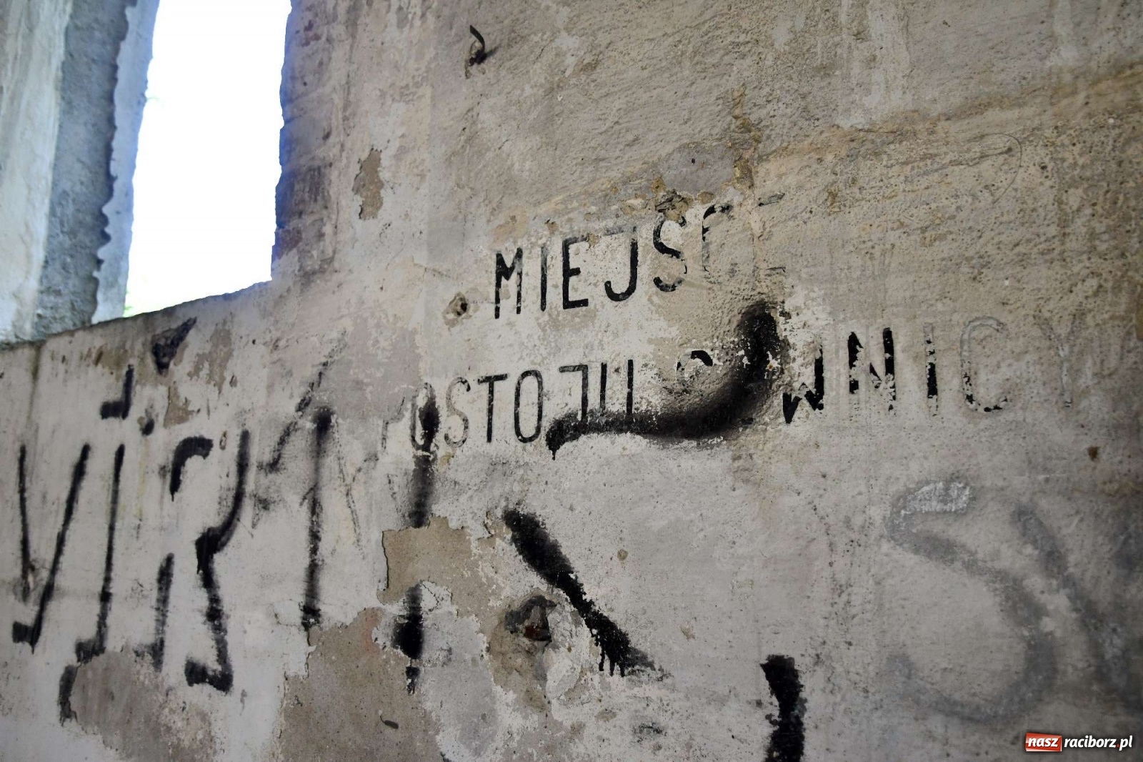 Zdjęcie w galerii na portalu naszraciborz.pl: Tajemnice zimnej wojny. Baza rakietowa w Kuźni Raciborskiej [FOTO i WIDEO] wiadomości z regionu