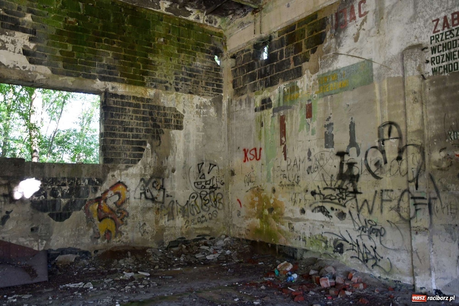 Zdjęcie w galerii na portalu naszraciborz.pl: Tajemnice zimnej wojny. Baza rakietowa w Kuźni Raciborskiej [FOTO i WIDEO] wiadomości z regionu