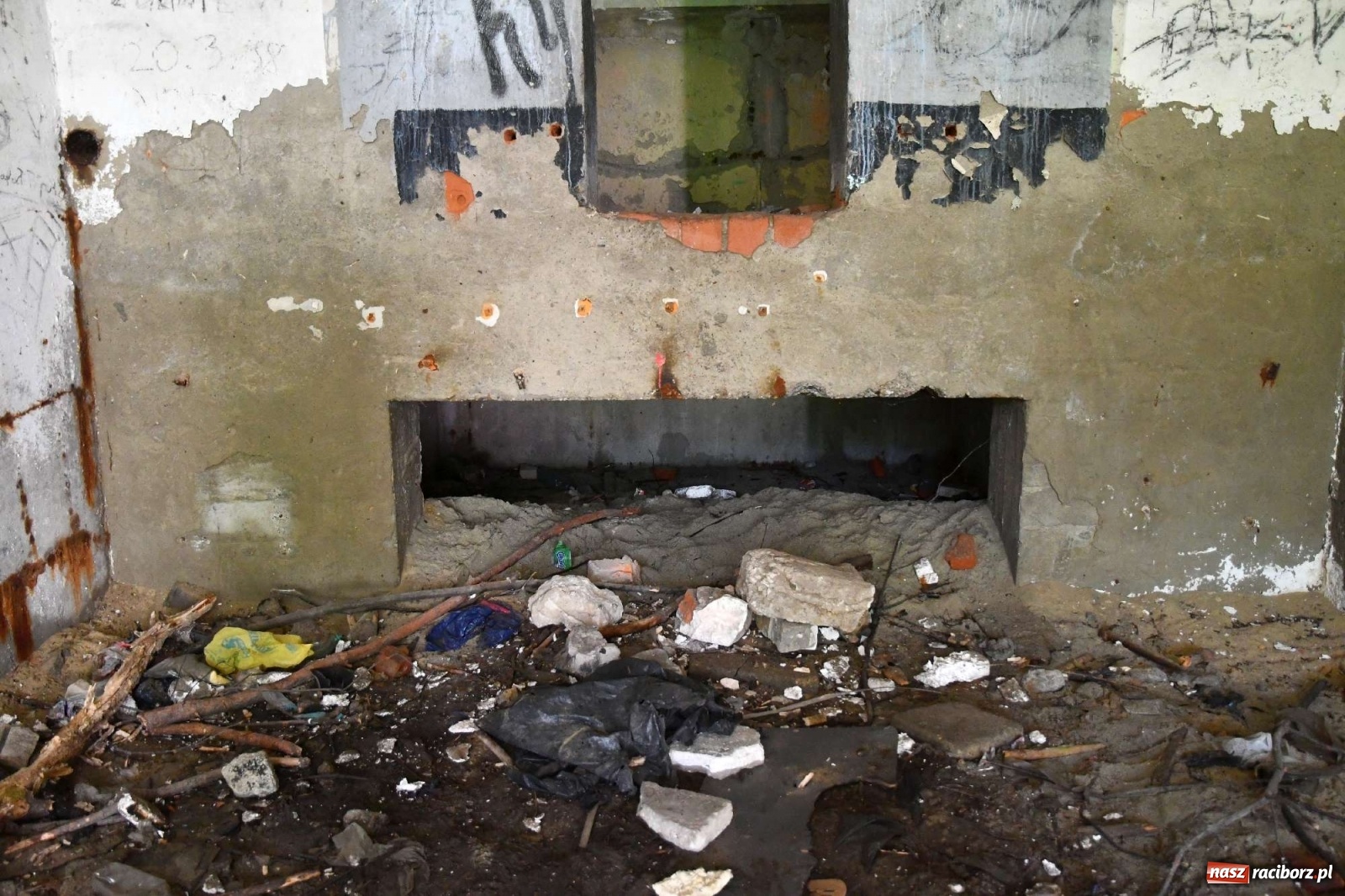 Zdjęcie w galerii na portalu naszraciborz.pl: Tajemnice zimnej wojny. Baza rakietowa w Kuźni Raciborskiej [FOTO i WIDEO] wiadomości z regionu