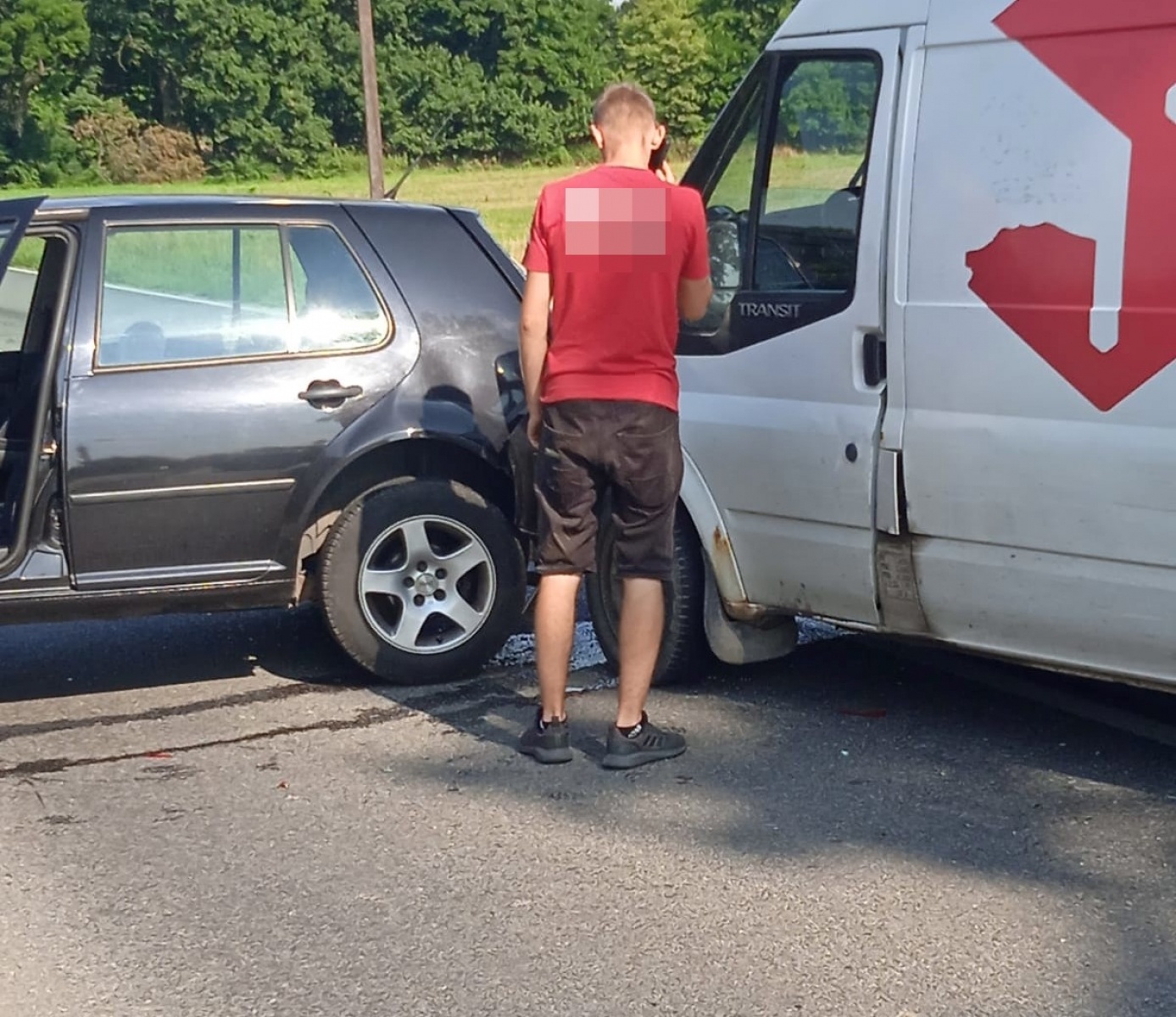Zdjęcie w galerii na portalu naszraciborz.pl: Raport 998. Audi wjechało w tył peugeota wiadomości z regionu