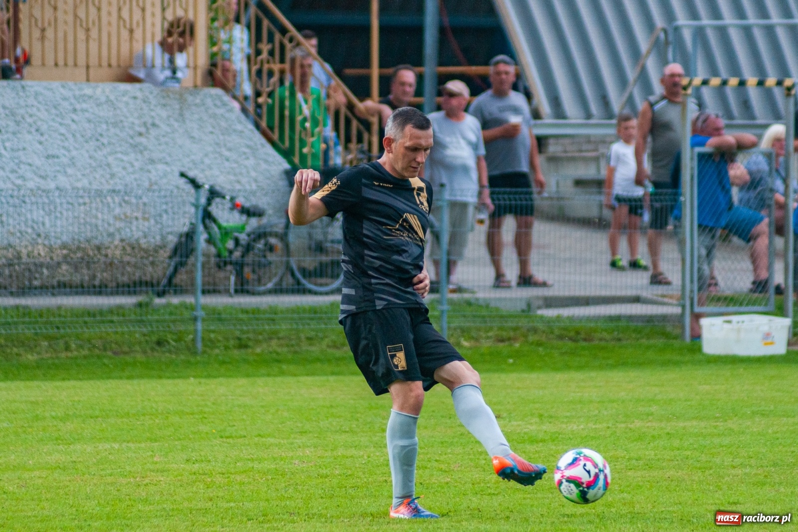Zdjęcie w galerii na portalu naszraciborz.pl: A klasa. Choć Chałupki się starały, nowy sezon słabo zainaugurowały [FOTO] wiadomości z regionu