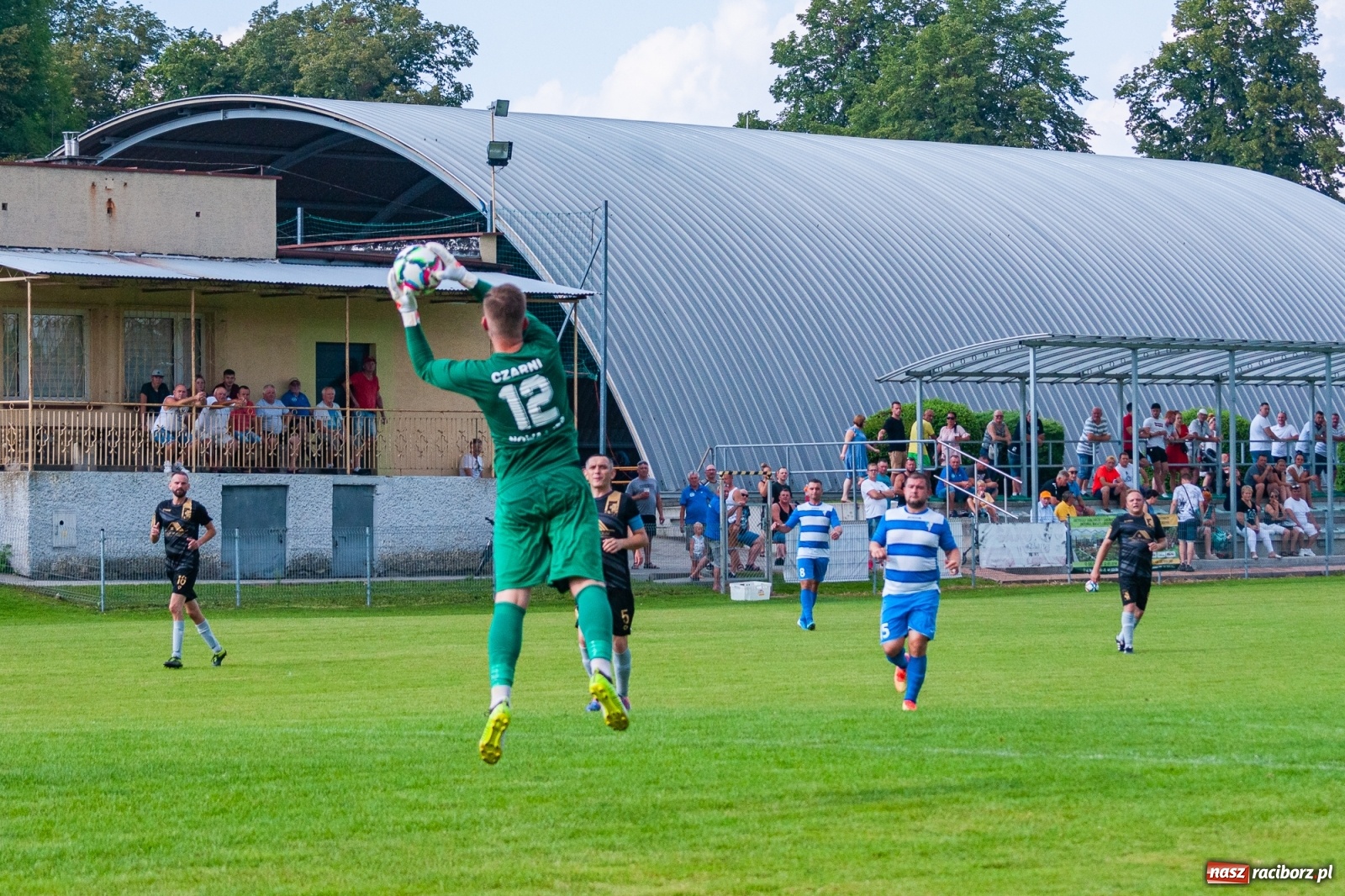 Zdjęcie w galerii na portalu naszraciborz.pl: A klasa. Choć Chałupki się starały, nowy sezon słabo zainaugurowały [FOTO] wiadomości z regionu