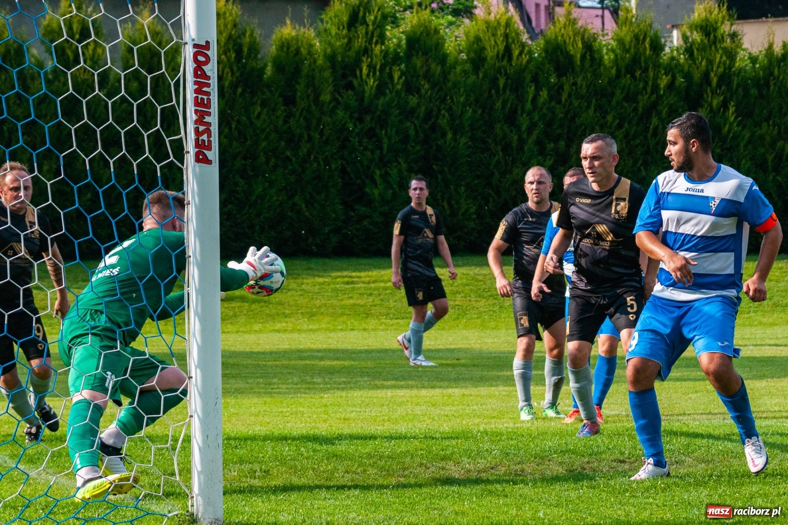 Zdjęcie w galerii na portalu naszraciborz.pl: A klasa. Choć Chałupki się starały, nowy sezon słabo zainaugurowały [FOTO] wiadomości z regionu