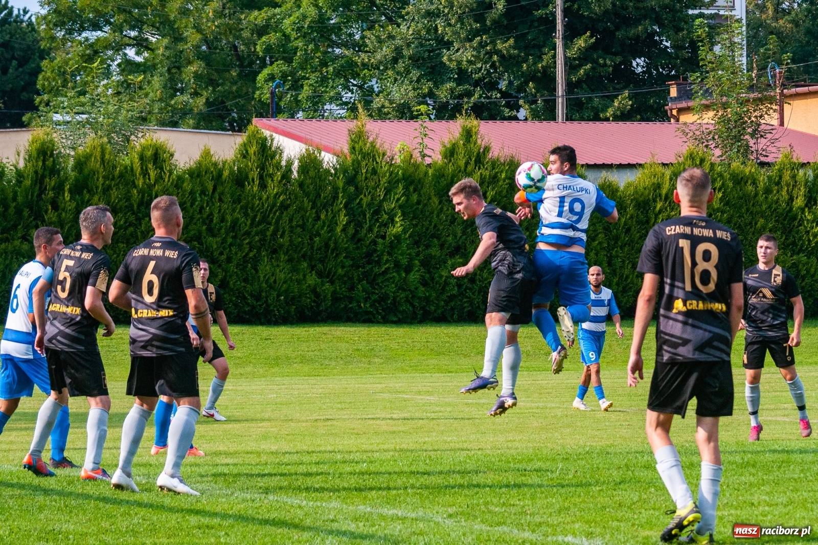 Zdjęcie w galerii na portalu naszraciborz.pl: A klasa. Choć Chałupki się starały, nowy sezon słabo zainaugurowały [FOTO] wiadomości z regionu