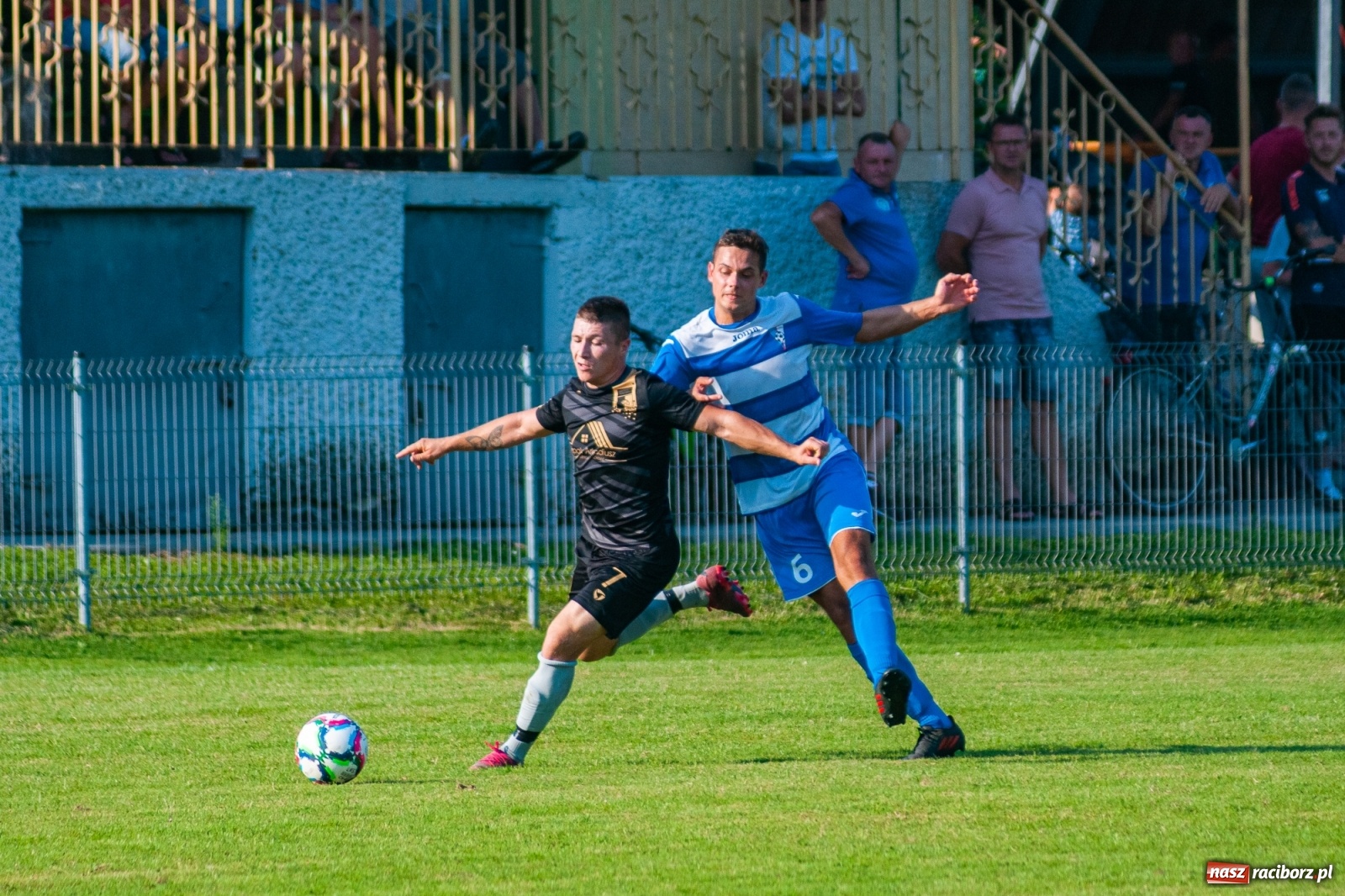 Zdjęcie w galerii na portalu naszraciborz.pl: A klasa. Choć Chałupki się starały, nowy sezon słabo zainaugurowały [FOTO] wiadomości z regionu