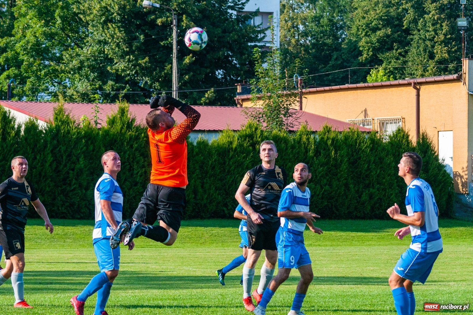 Zdjęcie w galerii na portalu naszraciborz.pl: A klasa. Choć Chałupki się starały, nowy sezon słabo zainaugurowały [FOTO] wiadomości z regionu