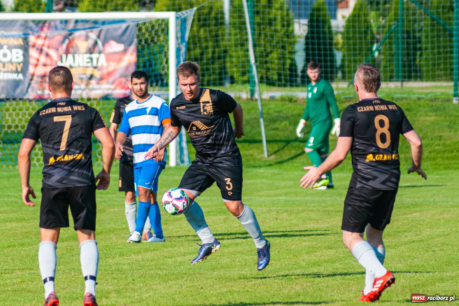 Zdjęcie w galerii na portalu naszraciborz.pl: A klasa. Choć Chałupki się starały, nowy sezon słabo zainaugurowały [FOTO] wiadomości z regionu