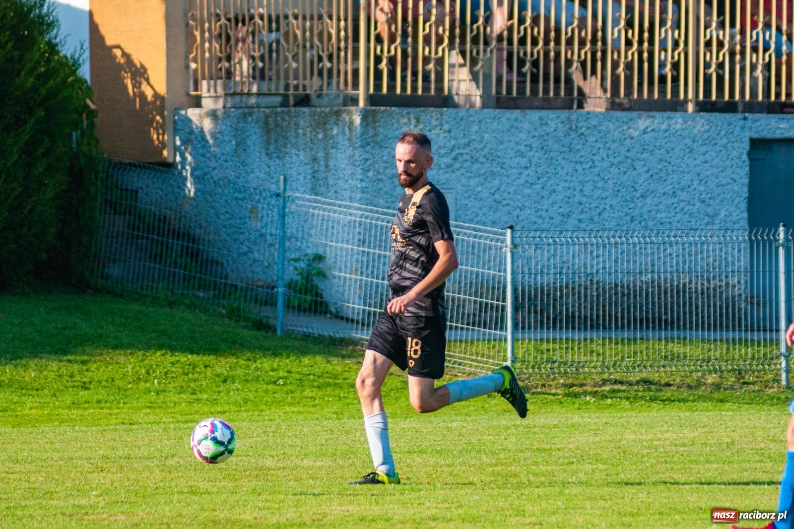 Zdjęcie w galerii na portalu naszraciborz.pl: A klasa. Choć Chałupki się starały, nowy sezon słabo zainaugurowały [FOTO] wiadomości z regionu