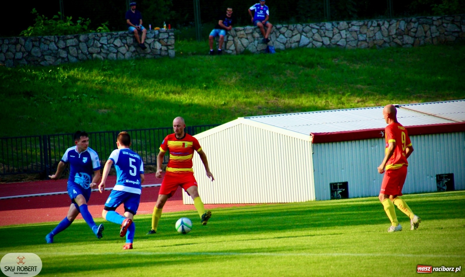 Zdjęcie w galerii na portalu naszraciborz.pl: Na starcie sezonu Unia Racibórz zgasiła połomski Płomień wiadomości z regionu