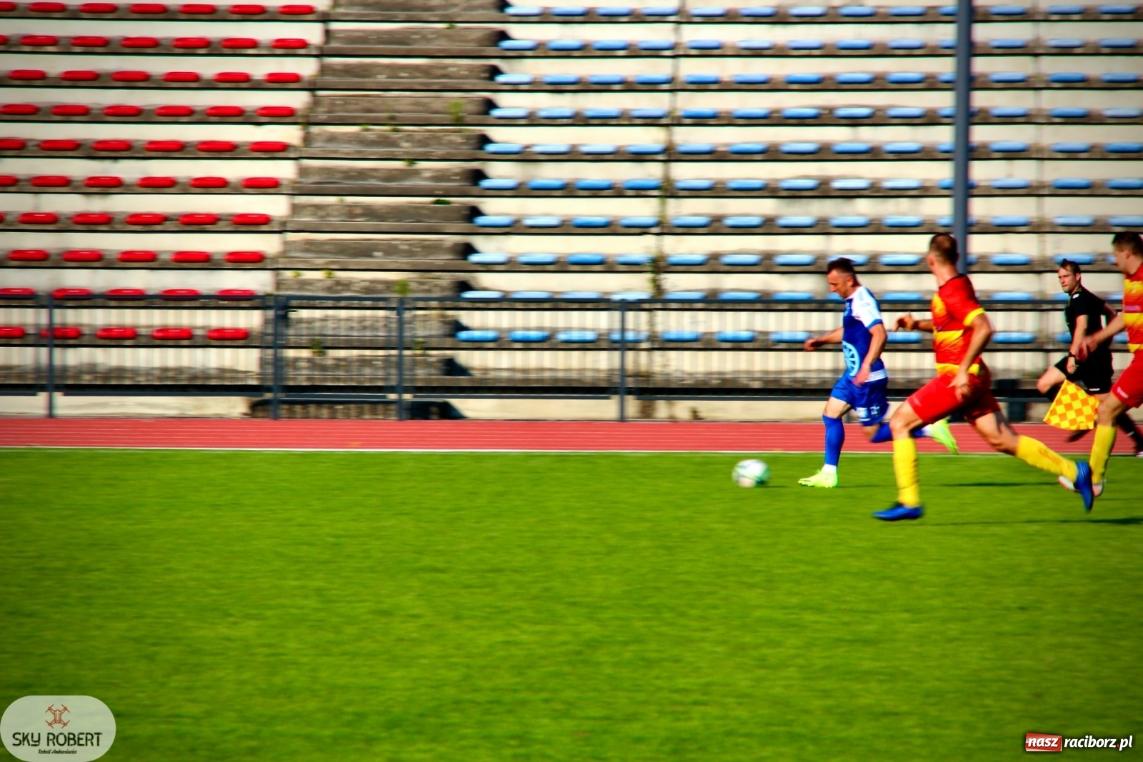 Zdjęcie w galerii na portalu naszraciborz.pl: Na starcie sezonu Unia Racibórz zgasiła połomski Płomień wiadomości z regionu