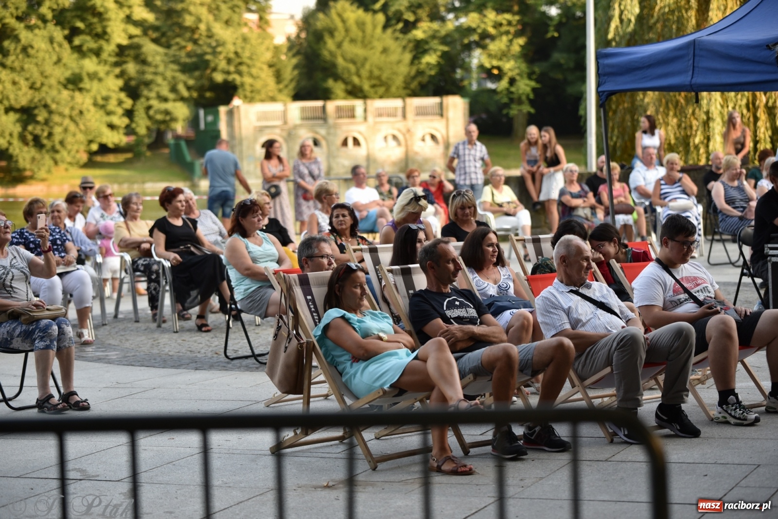 Zdjęcie w galerii na portalu naszraciborz.pl: Błażej Klimaszka zadebiutował jako solista wiadomości z regionu