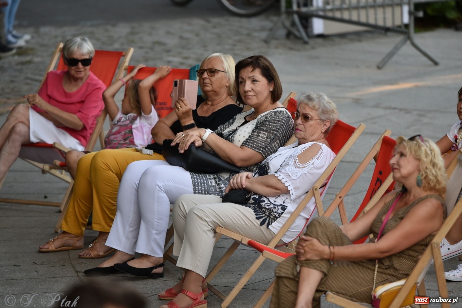 Zdjęcie w galerii na portalu naszraciborz.pl: Błażej Klimaszka zadebiutował jako solista wiadomości z regionu