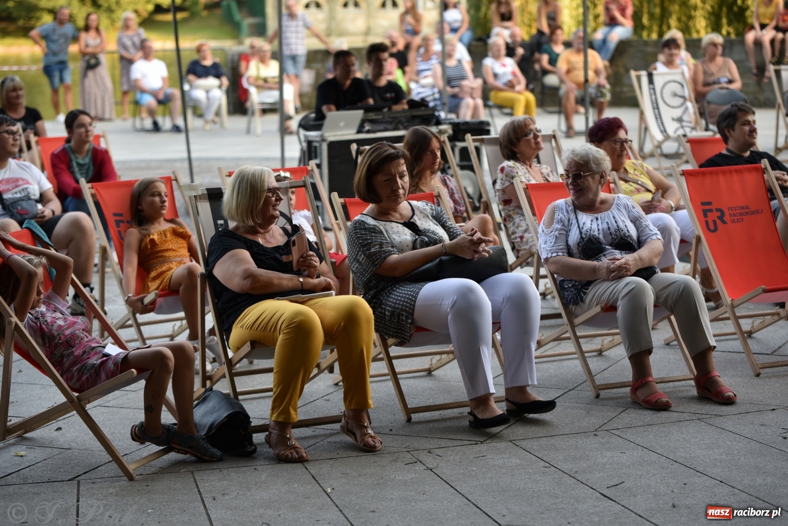 Zdjęcie w galerii na portalu naszraciborz.pl: Błażej Klimaszka zadebiutował jako solista wiadomości z regionu