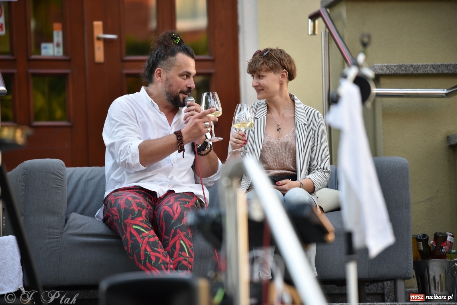 Zdjęcie w galerii na portalu naszraciborz.pl: Teatr na Schodach. Desperackie polowanie na miłość wiadomości z regionu