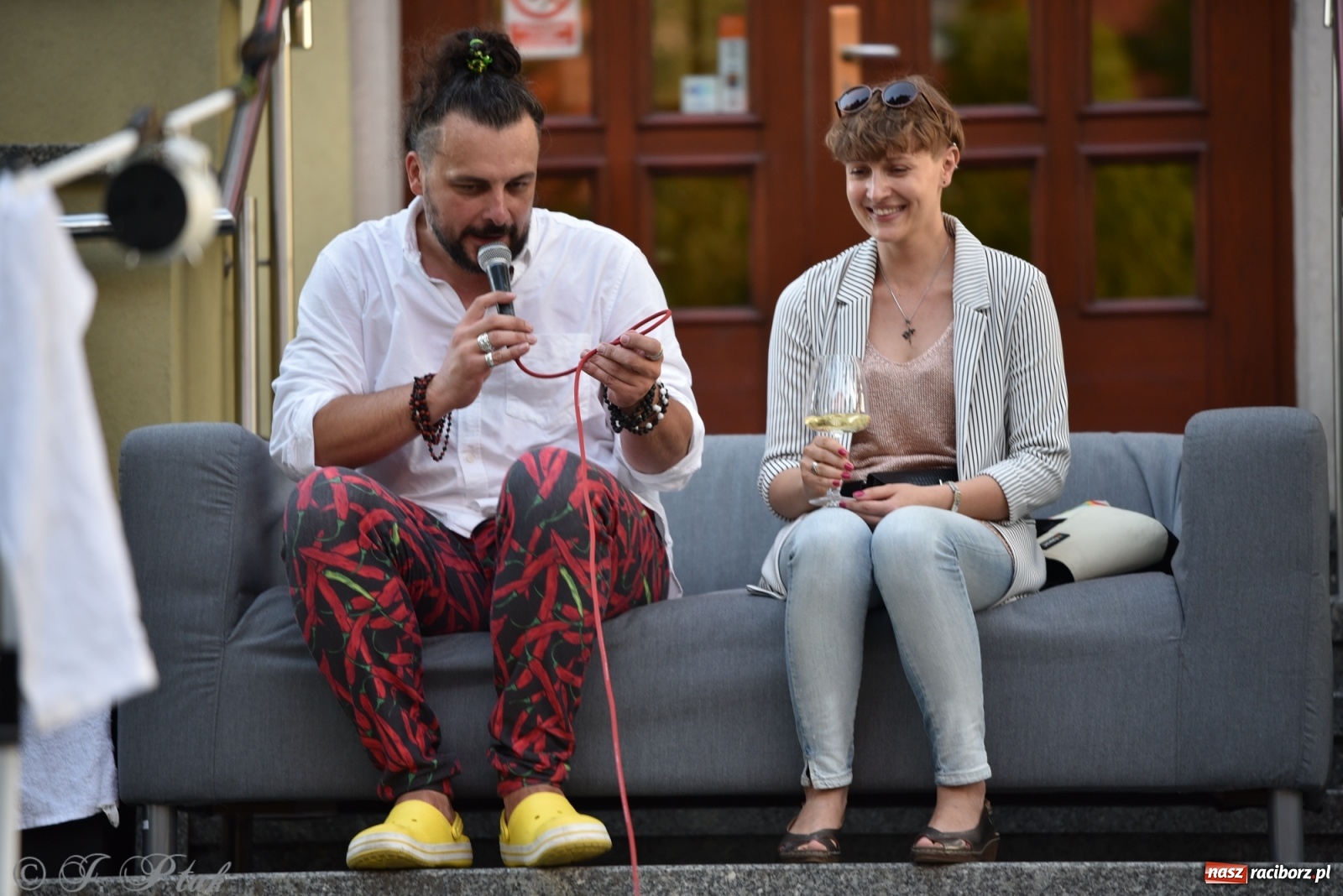 Zdjęcie w galerii na portalu naszraciborz.pl: Teatr na Schodach. Desperackie polowanie na miłość wiadomości z regionu