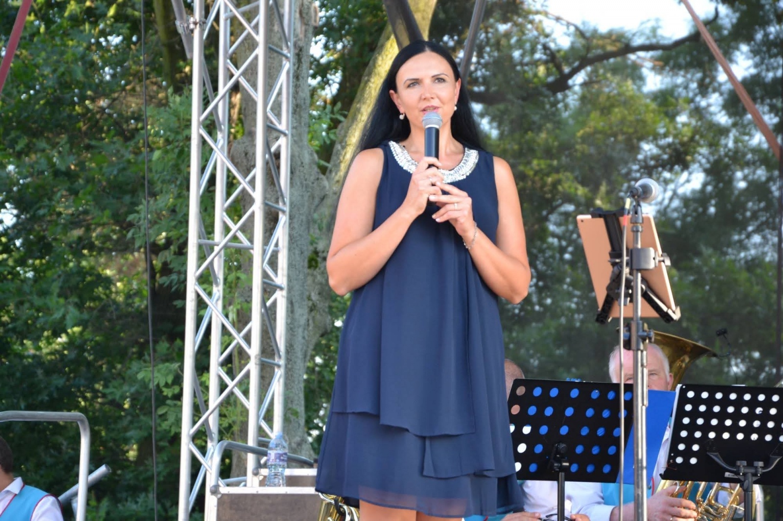 Zdjęcie w galerii na portalu naszraciborz.pl: Orkiestry dęte zagrały na Zamku Piastowskim wiadomości z regionu