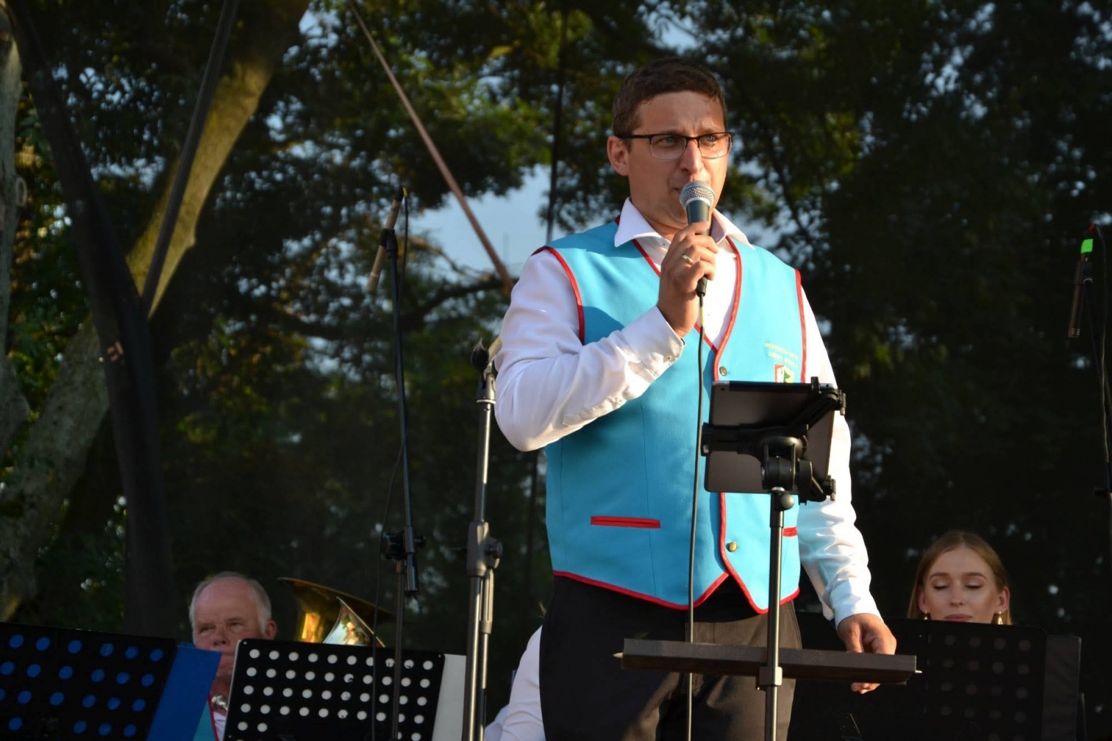 Zdjęcie w galerii na portalu naszraciborz.pl: Orkiestry dęte zagrały na Zamku Piastowskim wiadomości z regionu