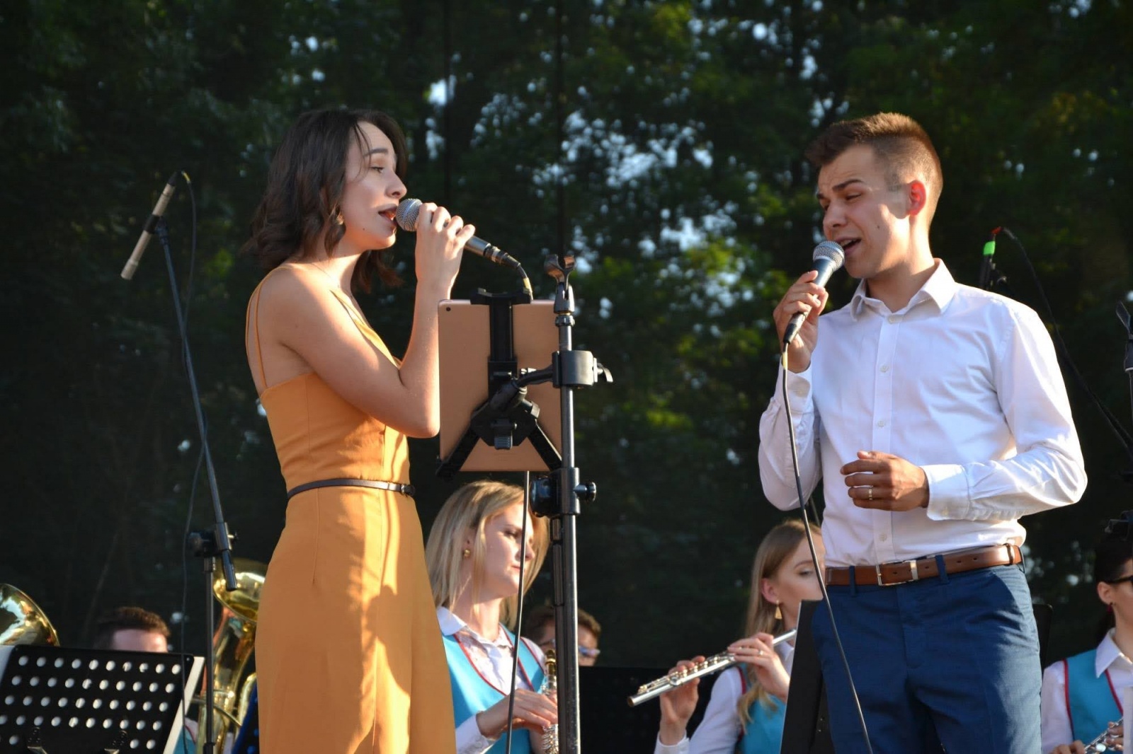 Zdjęcie w galerii na portalu naszraciborz.pl: Orkiestry dęte zagrały na Zamku Piastowskim wiadomości z regionu