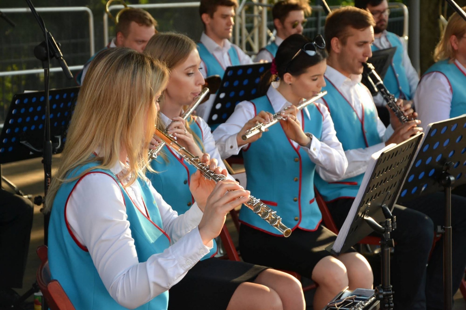 Zdjęcie w galerii na portalu naszraciborz.pl: Orkiestry dęte zagrały na Zamku Piastowskim wiadomości z regionu