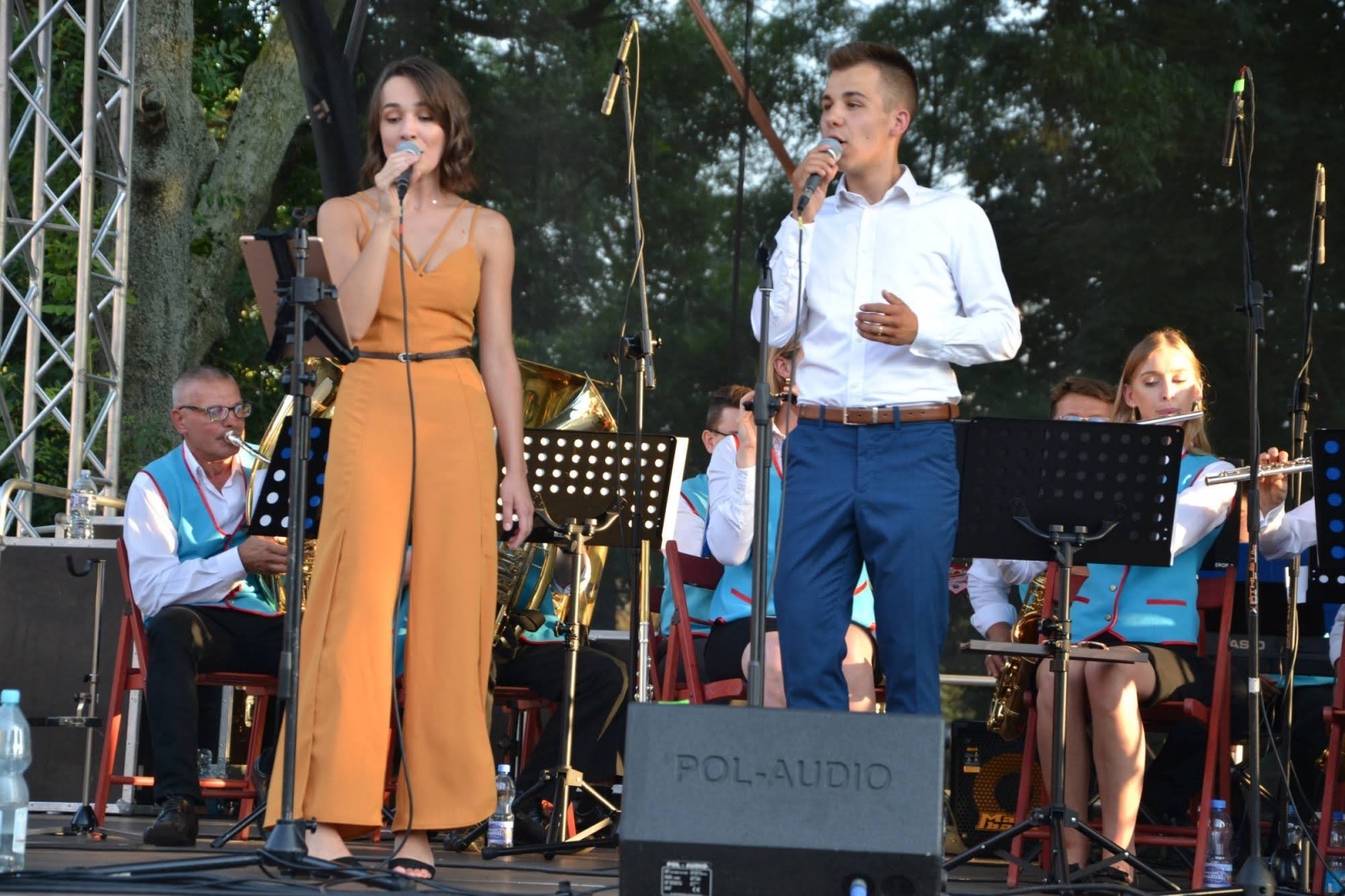 Zdjęcie w galerii na portalu naszraciborz.pl: Orkiestry dęte zagrały na Zamku Piastowskim wiadomości z regionu