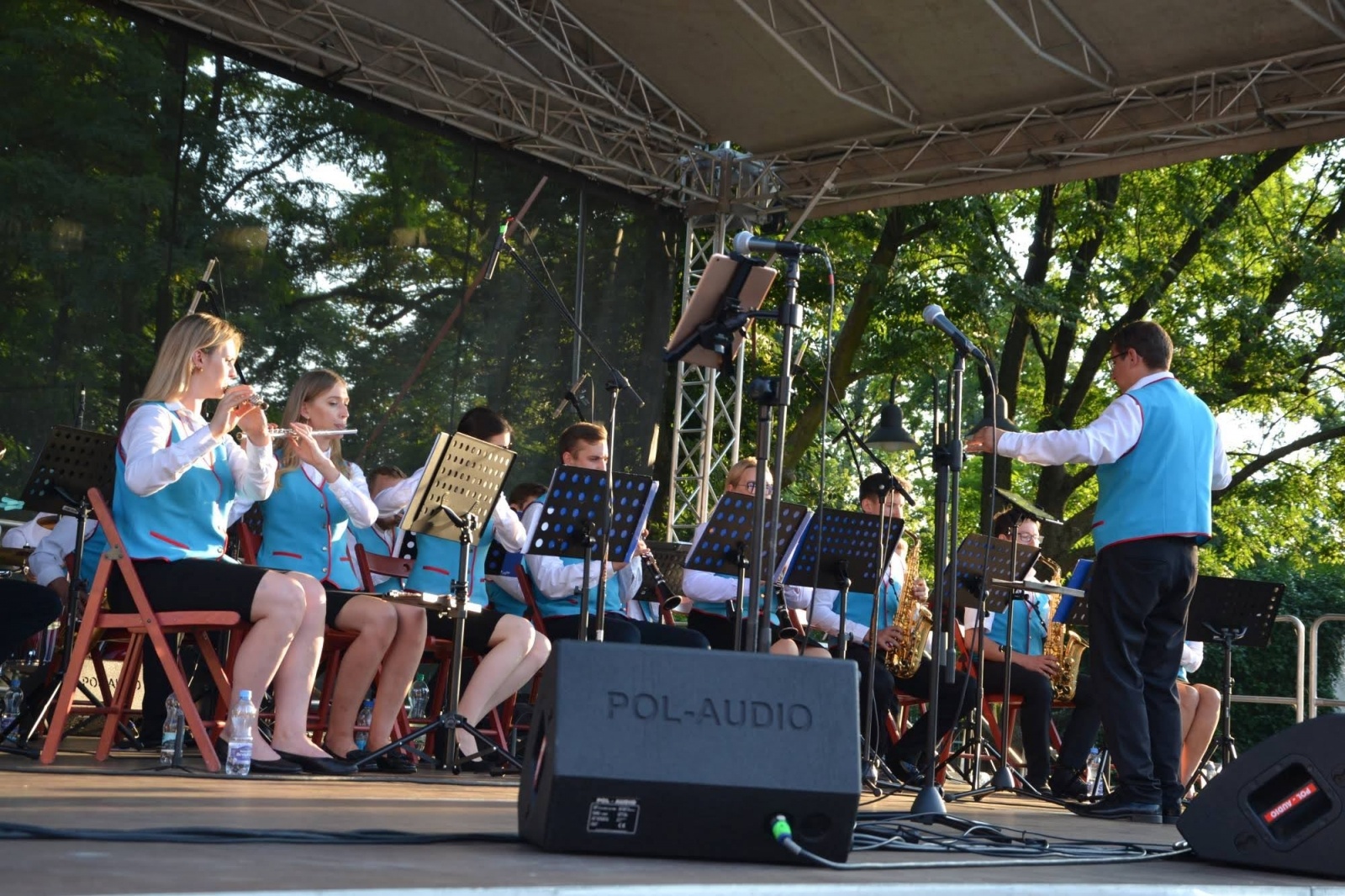 Zdjęcie w galerii na portalu naszraciborz.pl: Orkiestry dęte zagrały na Zamku Piastowskim wiadomości z regionu