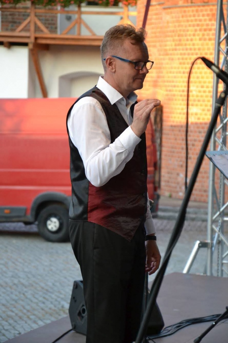 Zdjęcie w galerii na portalu naszraciborz.pl: Orkiestry dęte zagrały na Zamku Piastowskim wiadomości z regionu