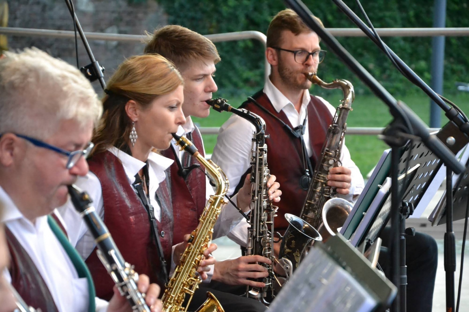Zdjęcie w galerii na portalu naszraciborz.pl: Orkiestry dęte zagrały na Zamku Piastowskim wiadomości z regionu