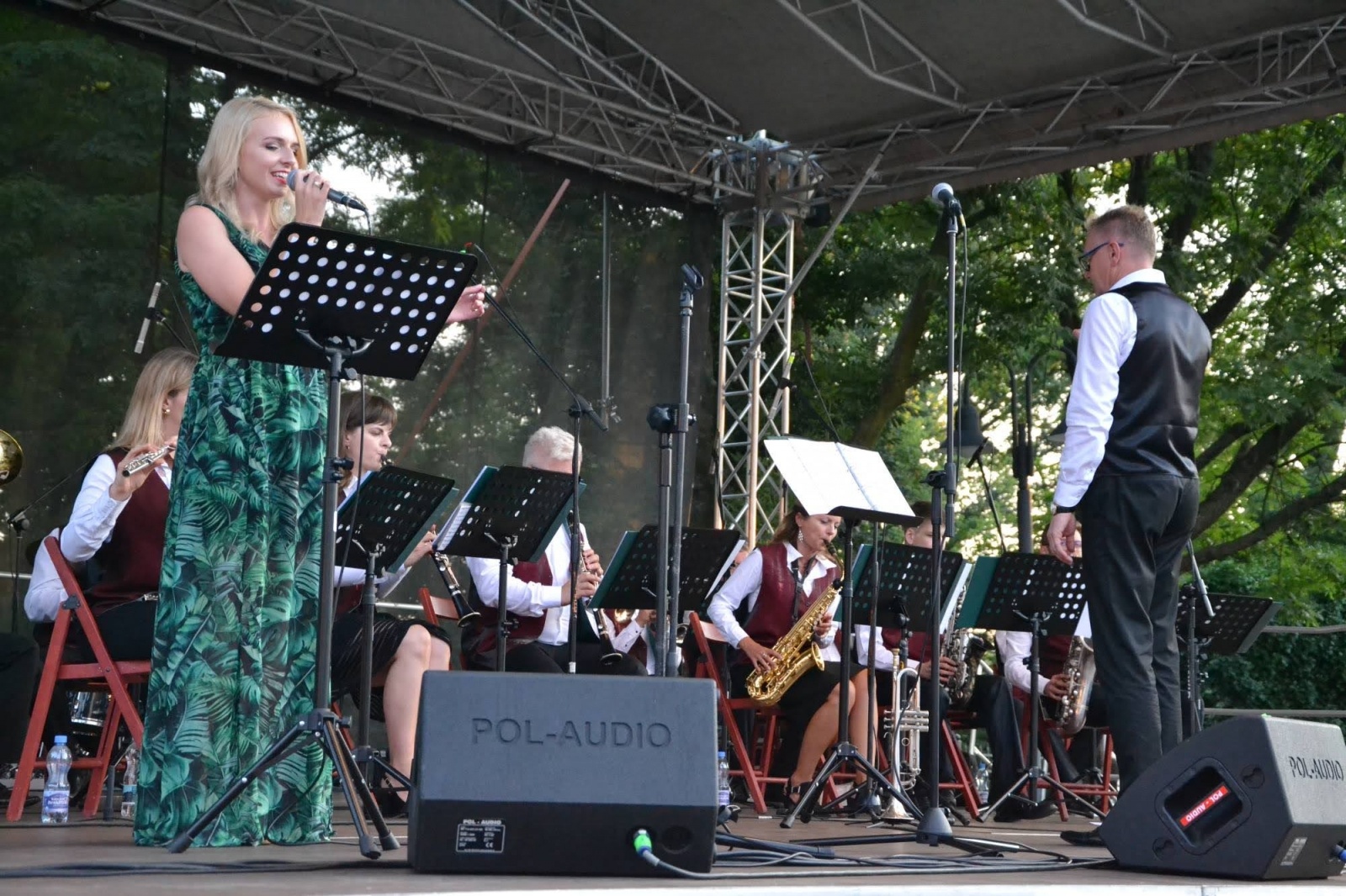 Zdjęcie w galerii na portalu naszraciborz.pl: Orkiestry dęte zagrały na Zamku Piastowskim wiadomości z regionu