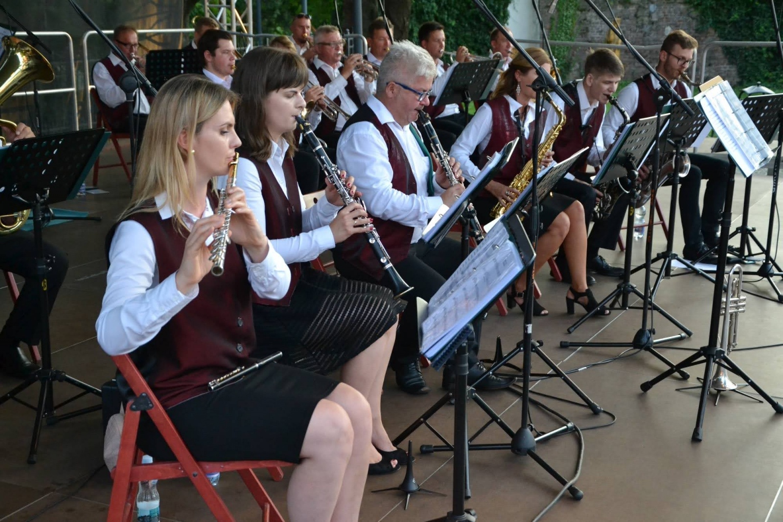 Zdjęcie w galerii na portalu naszraciborz.pl: Orkiestry dęte zagrały na Zamku Piastowskim wiadomości z regionu