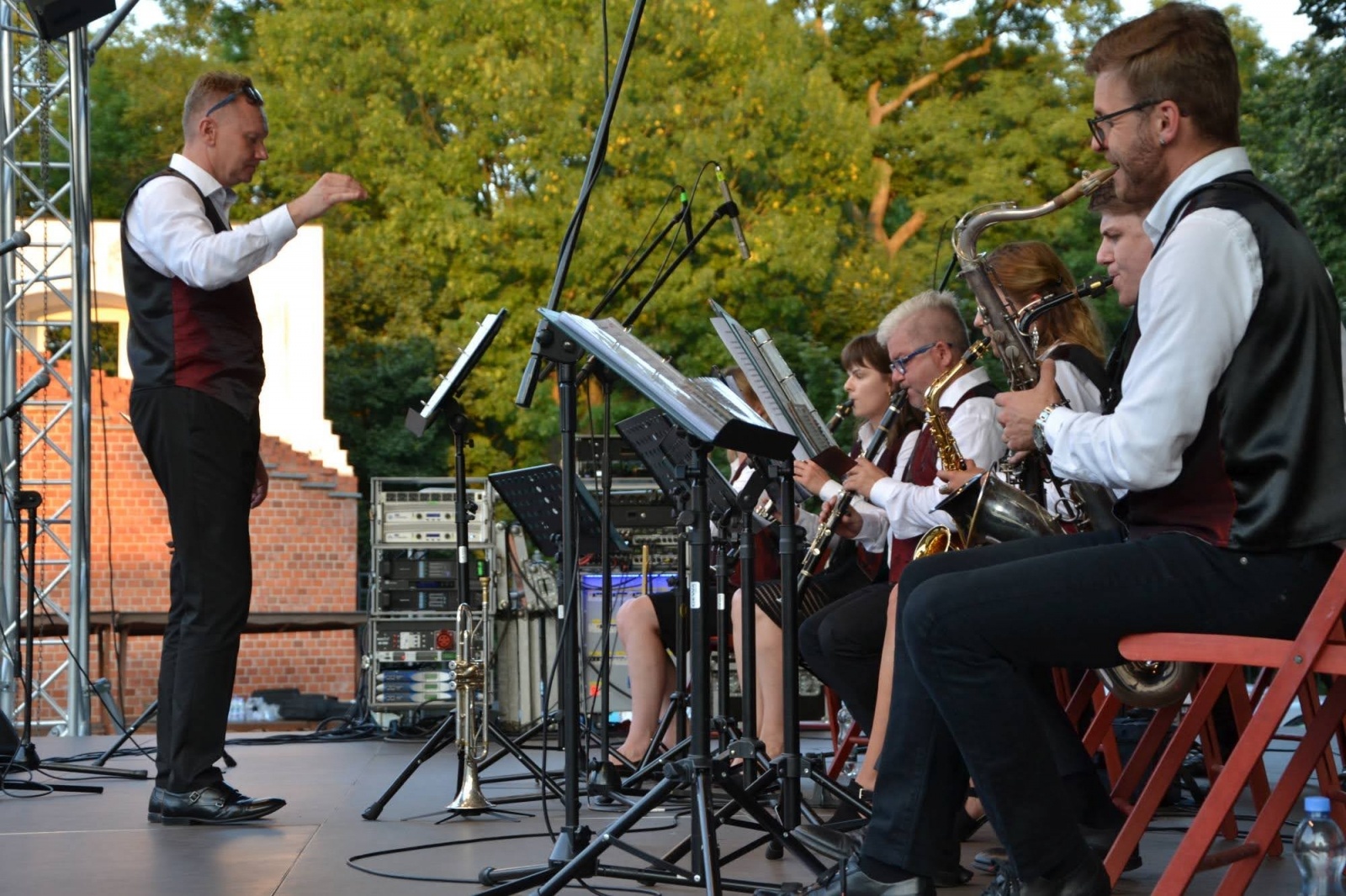 Zdjęcie w galerii na portalu naszraciborz.pl: Orkiestry dęte zagrały na Zamku Piastowskim wiadomości z regionu